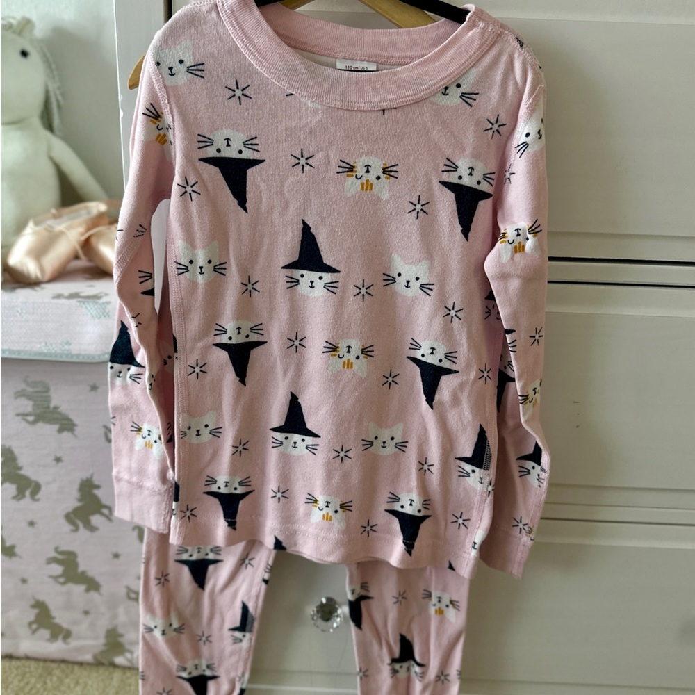Hanna Andersson Witchy Kitty Halloween Pajama Set 5